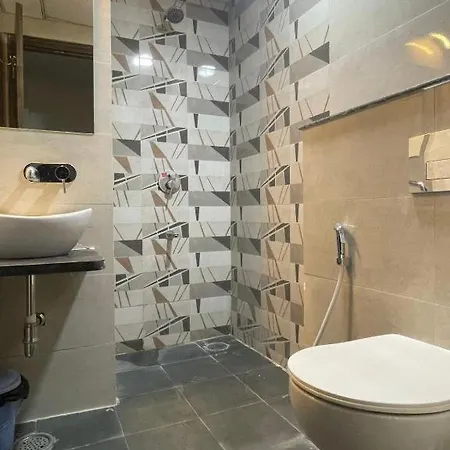 Sheesh Mahal - Family Studio Apt W Pool-3