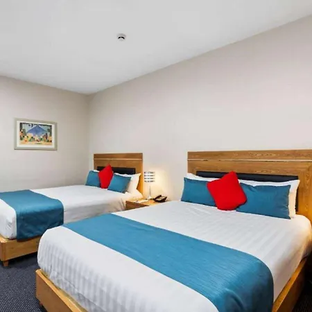 Ramada By Wyndham, Hamilton City Center-3