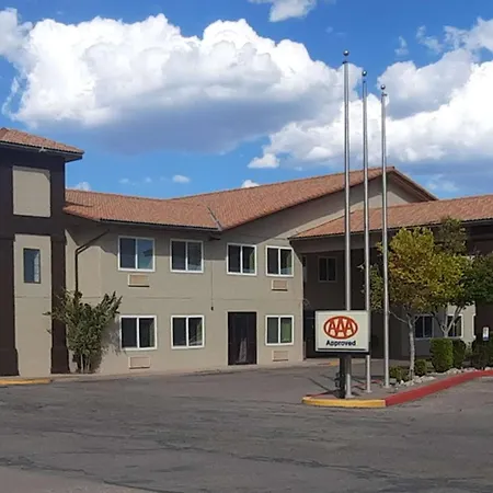Quality Inn & Suites Grants - I-40-2