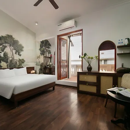 Hanoi Backpackers Hostel & Rooftop Bar-3