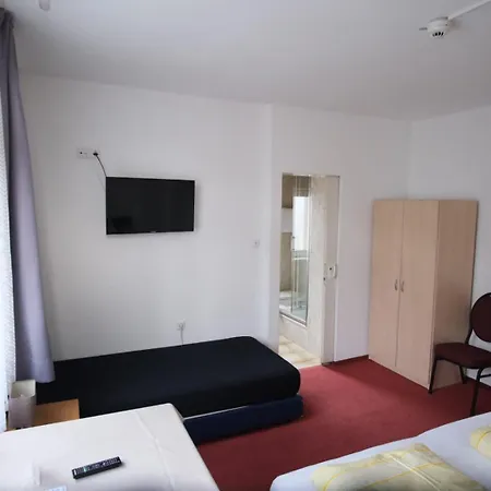 Hotel im Klosterring-2