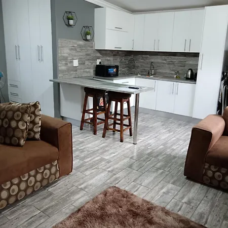 Protea Guest House-2