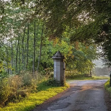 Hawkwood-2