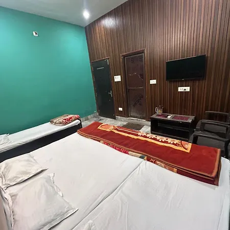 The Gateway Banaras Guest House-3