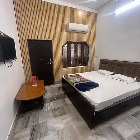 The Gateway Banaras Guest House-2