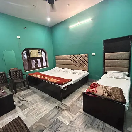 The Gateway Banaras Guest House-3
