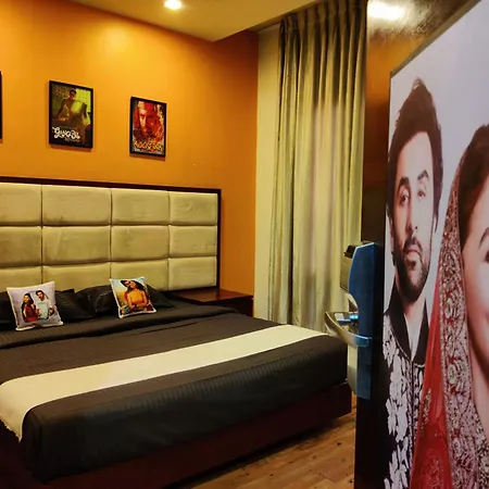 C Suites - Lotus Park-3