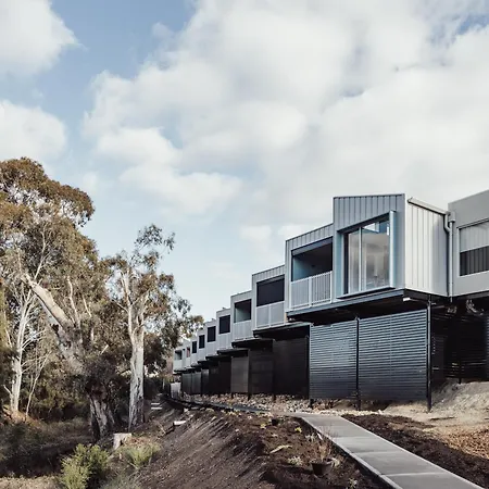 Clare Hillside Apartments-3