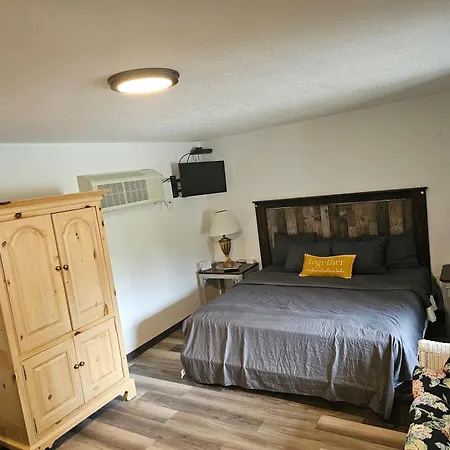 Harbor View Inn Tawas-3