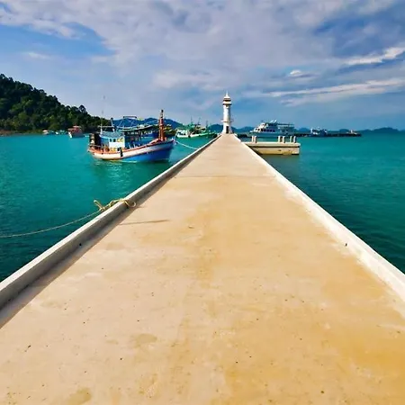 Green Cottage Beach Resort-3