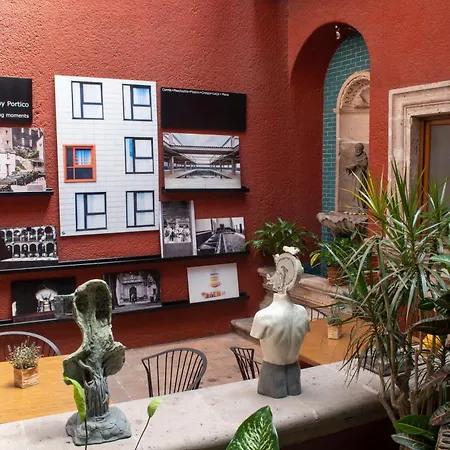 Portico Hotel & Galeria-2