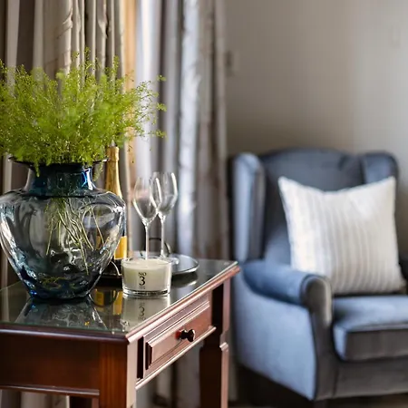 Lemoenkloof Boutique Hotel-2