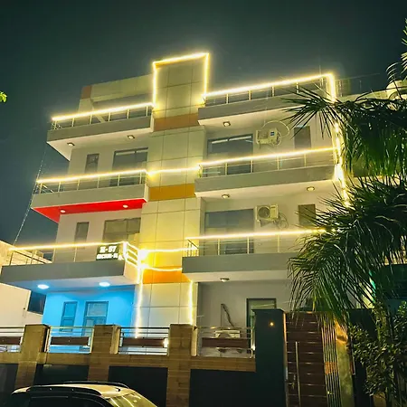 Hotel Diamond Stays-2