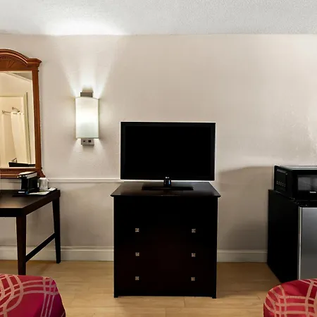 Economy Inn Bellmawr-2