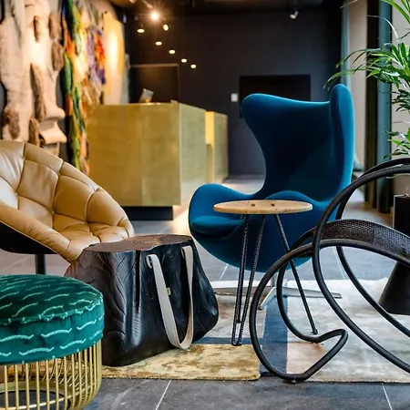 Motel One Antwerp-3