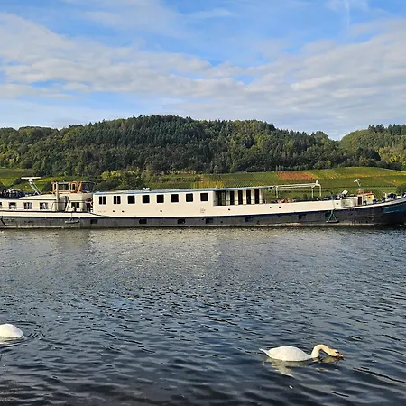 Hotelboat Iris Groningen-2