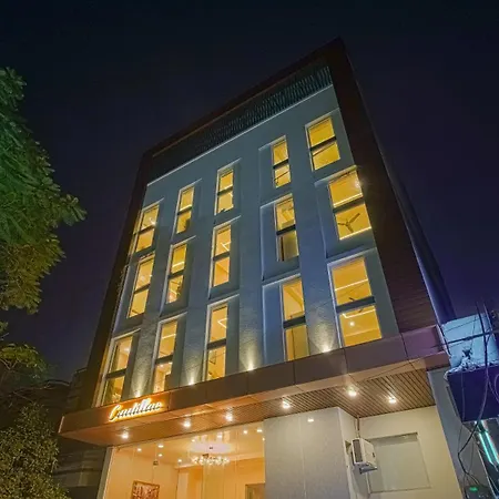 Perfectstayz Premium Varanasi-3