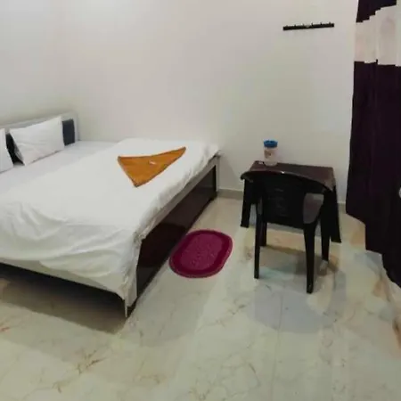 Hotel O By Oyo Avantika Palace-2