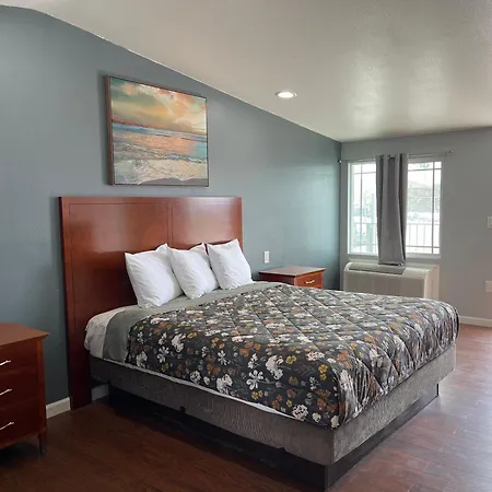 Sunny Sands Inn-2