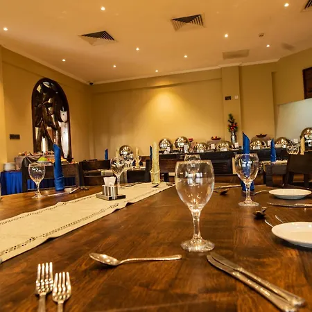 Ridge Royal Hotel Cape Coast-3