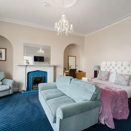 Gwesty'R Marine Hotel & Spa-2
