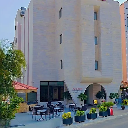 La Maison Hotel-2