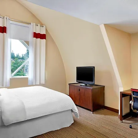 Four Points By Sheraton Surrey-2