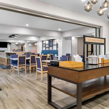 Hampton Inn Detroit/Auburn Hills-North-3