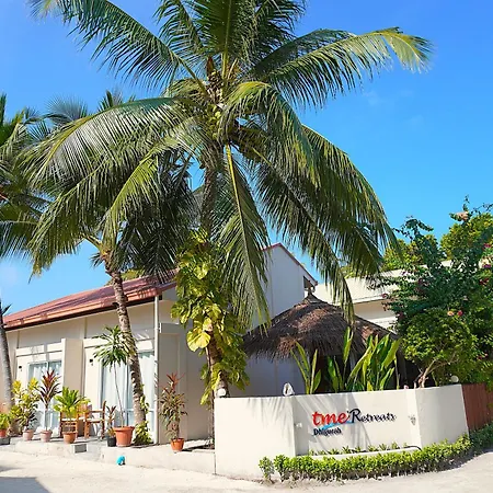Tme Retreats Dhigurah-2