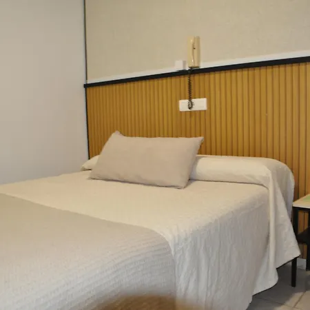 Hostal Ramón y Cajal-2