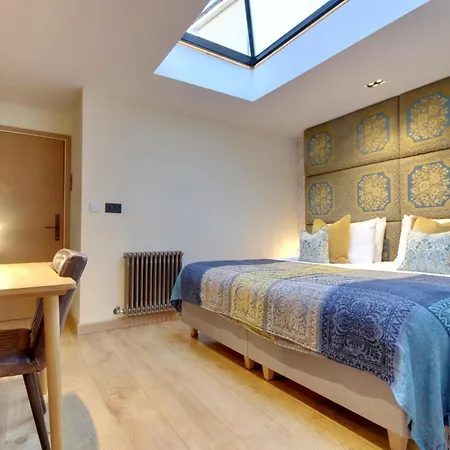 Becketts Townhouse-3