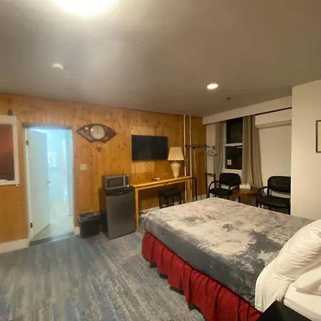 Coldwater Hotel-2