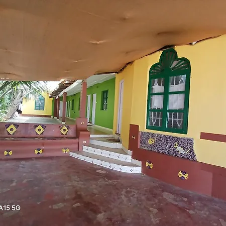 Furtado'S Beach Resort-3