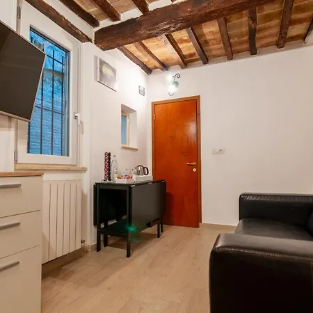 Uc - Guest House Gerardo-2