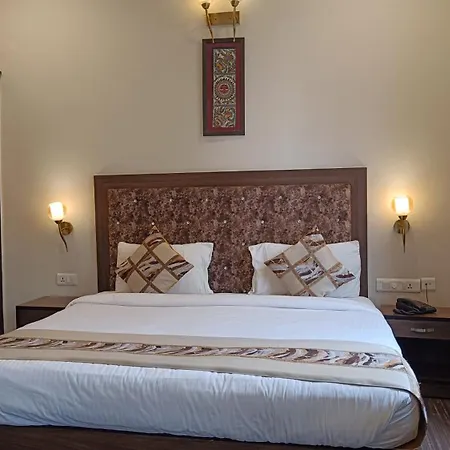 Hvh Kashi Vishwanath - 400 Meters From Kashi Vishwanath Temple & Ganga Aarti Ghat-2