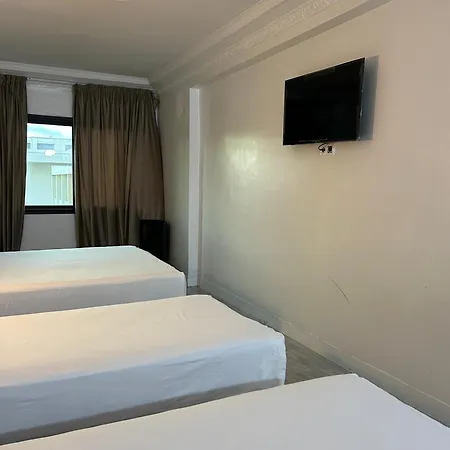 Hotel Crystal Boulevard Double-2