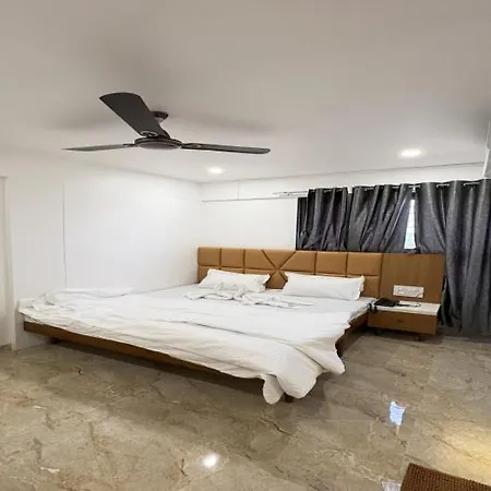 Hotel Ruchi Executive-3