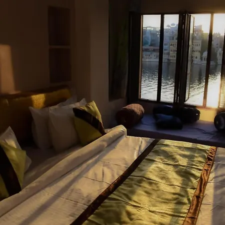 Hotel The Nayee Haveli-2