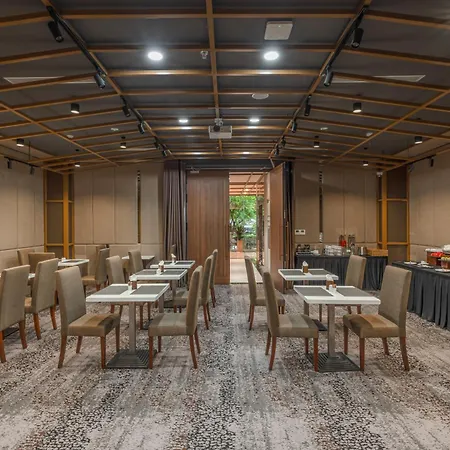 Kin Hotel Thai Van Lung-3