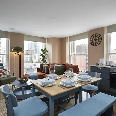 Hayy Luxury 1 Bed Apartment In Leeds City Centre-3