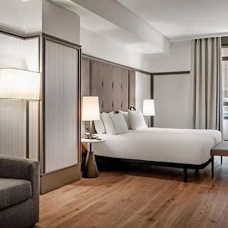 AC Hotel Avenida de América by Marriott-2