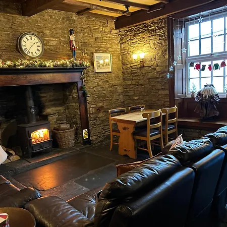 Castle Inn-2