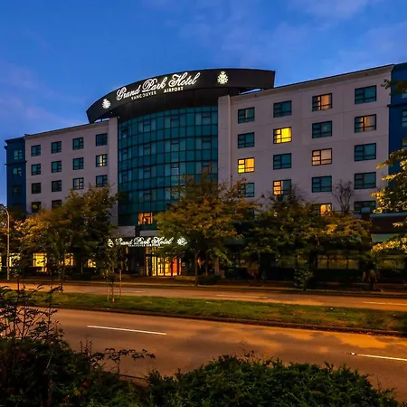 Grand Park Hotel Vancouver Airport, An Ascend Collection Hotel-2