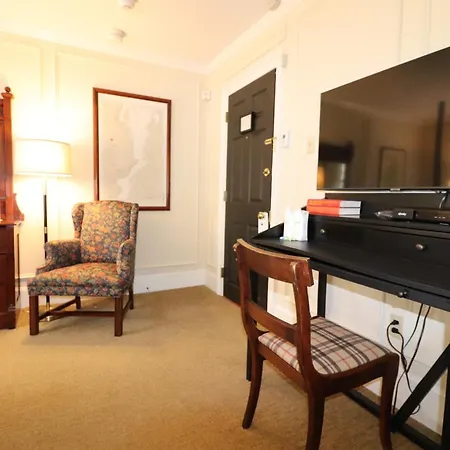 Swift House Inn-2