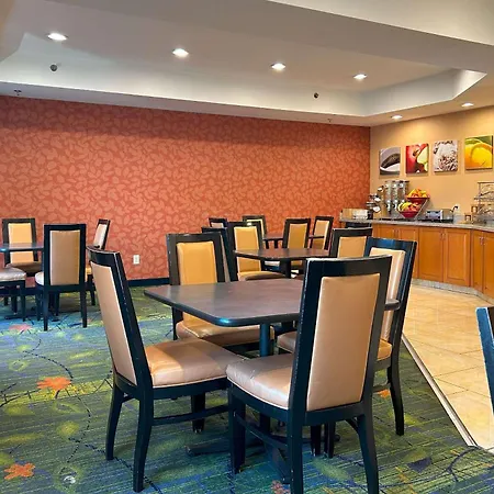 Country Inn & Suites By Radisson, Fayetteville I-95, Nc-2
