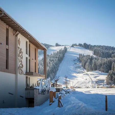 Enjoy The Alps - Aparthotel-2