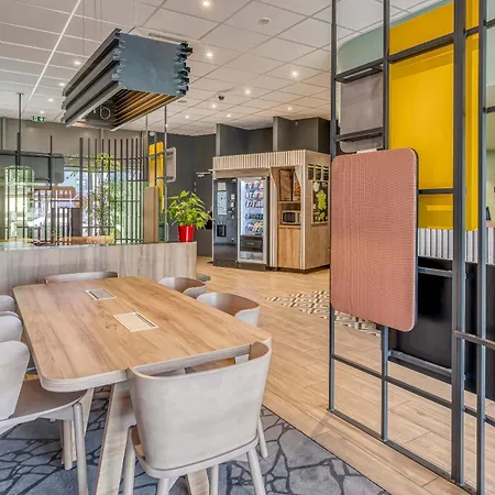 B&B Hotel Bordeaux Centre Gare Saint-Jean-3
