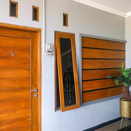 Al Abror Homestay Mandala Krida Mitra Reddoorz-3