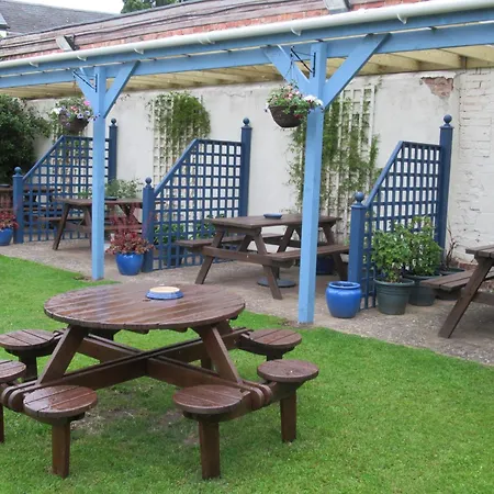 London Inn-3