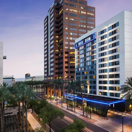 Ac Hotel By Marriott Phoenix Downtown-3